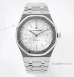 ZF Factory V2 Version Audemars Piguet Royal Oak Silver Dial 15400 Watch